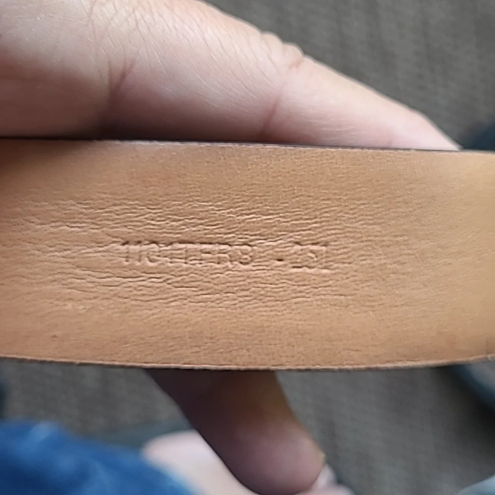 Trafalgar Cameron Leather Belt, Sz 34 (Has Flaws)